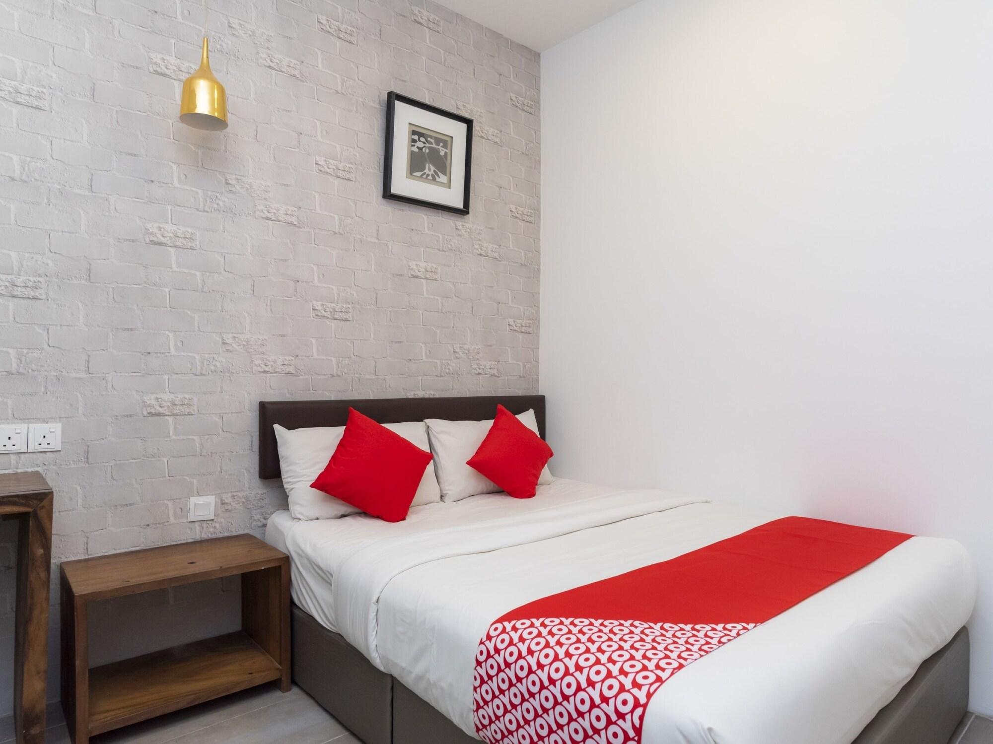 Oyo 89355 Big Big Hotel Johor Bahru Dış mekan fotoğraf