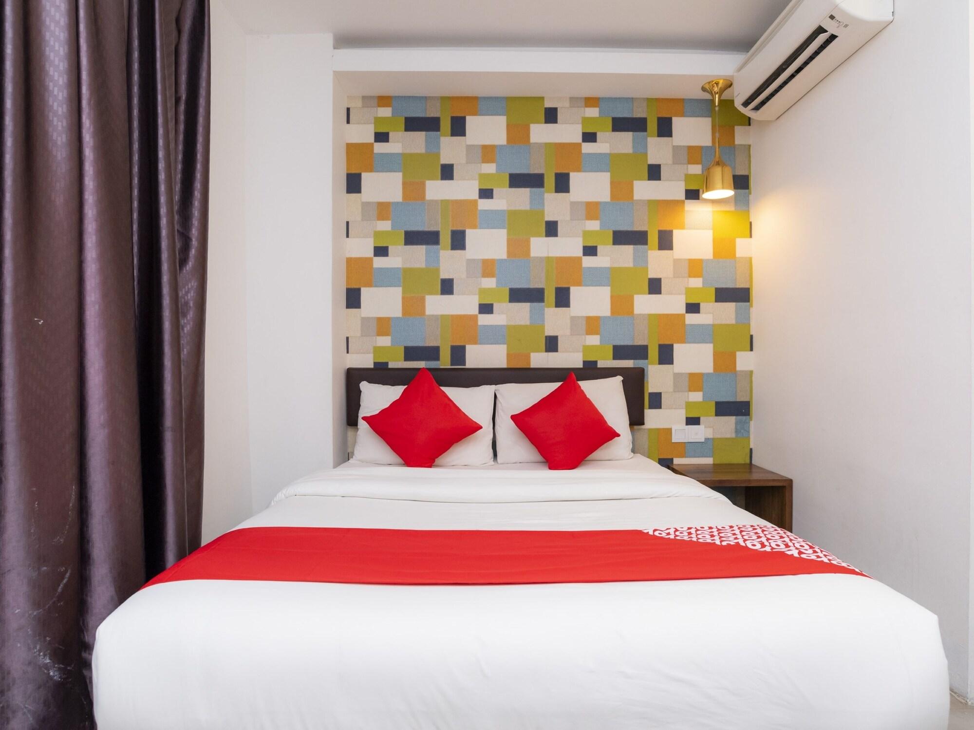 Oyo 89355 Big Big Hotel Johor Bahru Dış mekan fotoğraf