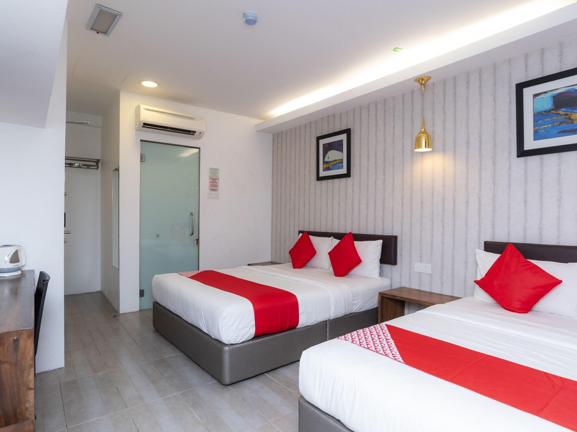 Oyo 89355 Big Big Hotel Johor Bahru Dış mekan fotoğraf
