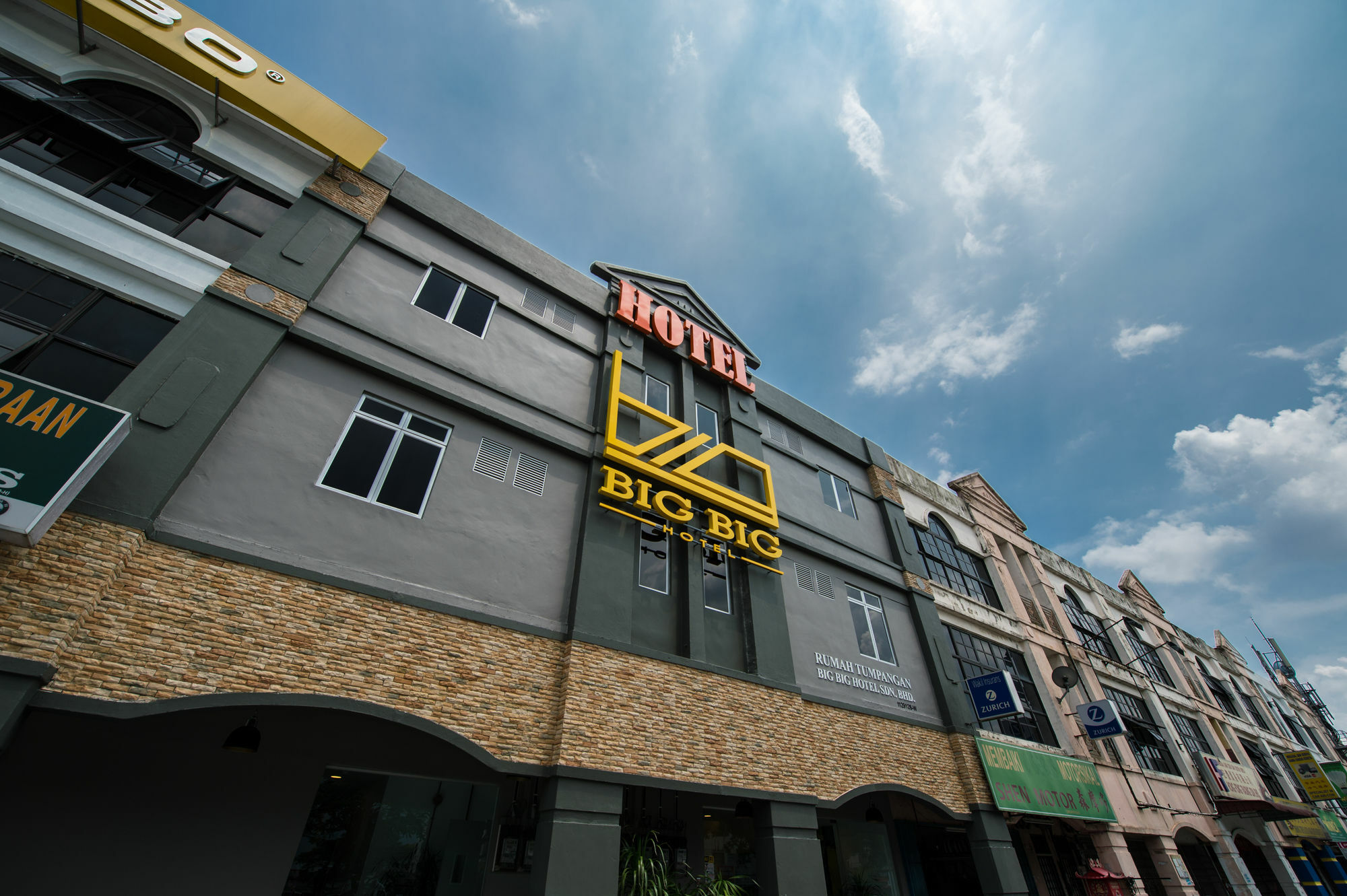 Oyo 89355 Big Big Hotel Johor Bahru Dış mekan fotoğraf