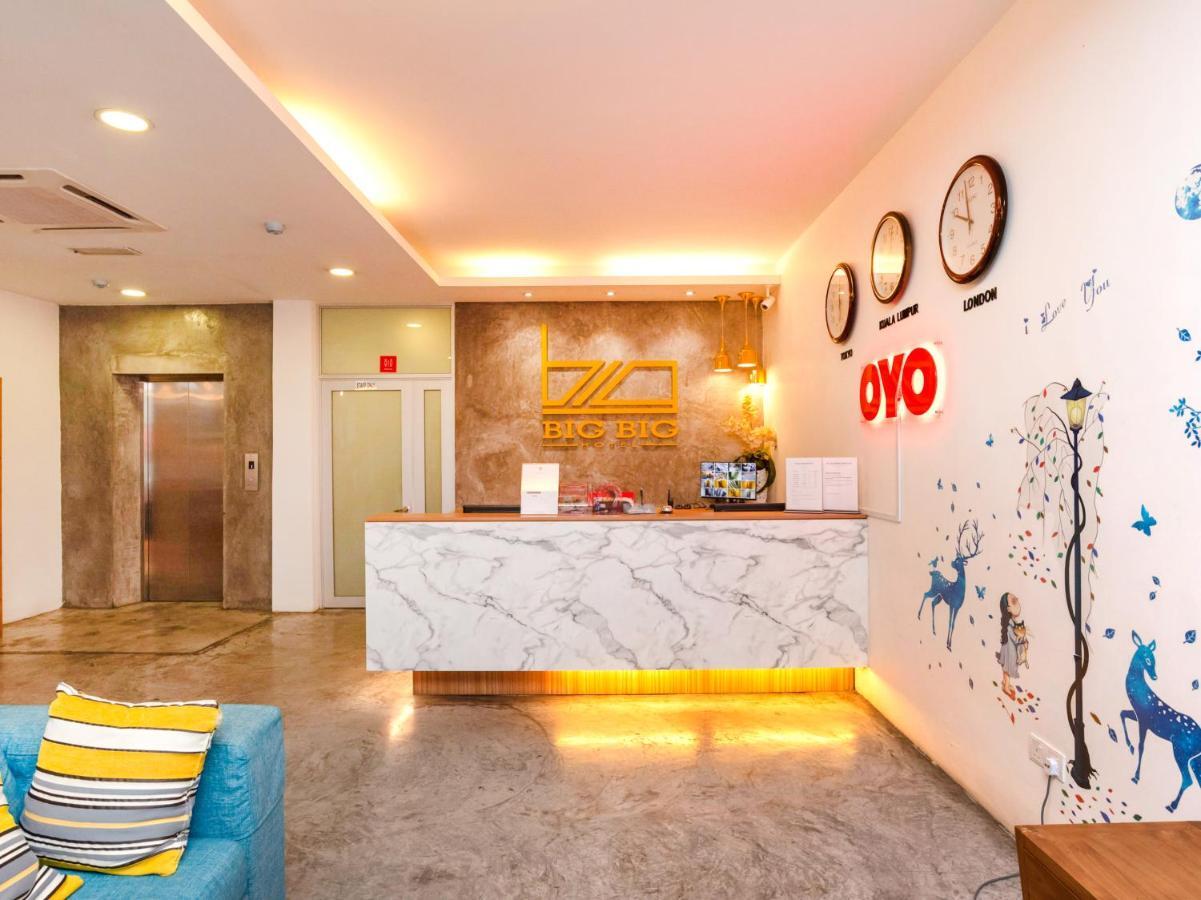 Oyo 89355 Big Big Hotel Johor Bahru Dış mekan fotoğraf